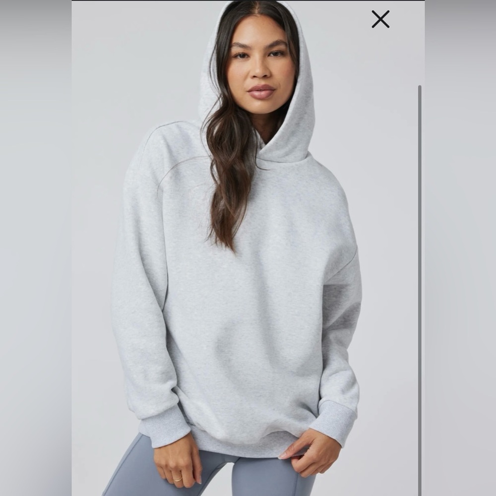 NWT Vuori Restored Oversized Hoodie. Size Medium.